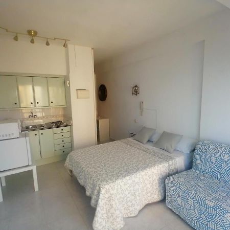 Lovely Apartment In Front Of The Beach. Fuengirola Exteriör bild